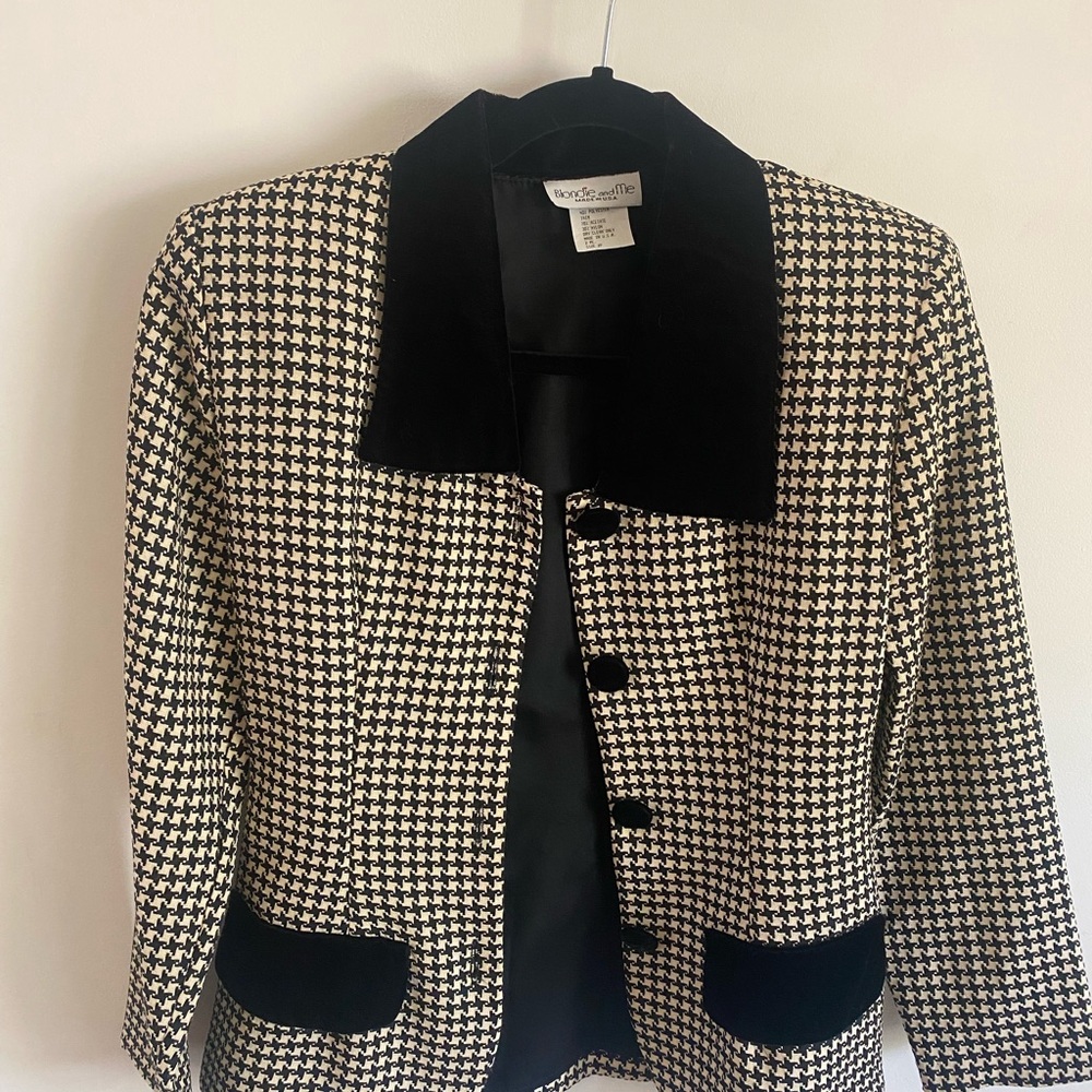 Blondie and Me Vintage Black and White Houndstooth‎ Blazer